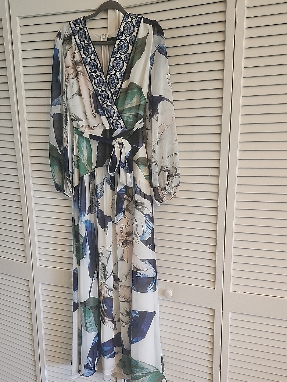 White House Black Market Floral  Maxi Dress in White, Blue & Green